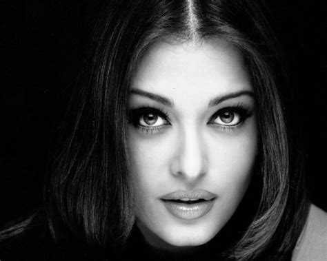 aishwarya rai black and white photo|aishwarya rai new pics.